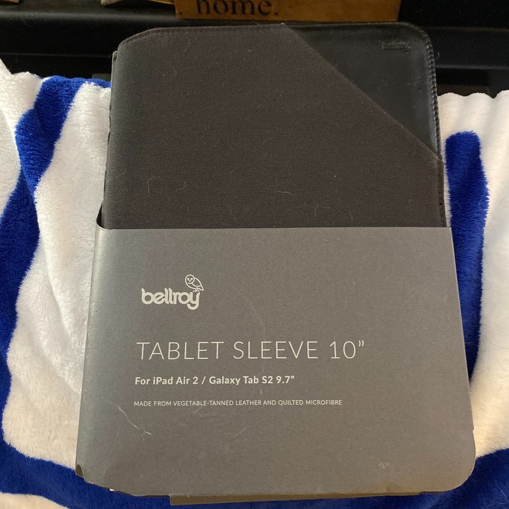 Bellroy Tablet Sleeve 10" - NWT